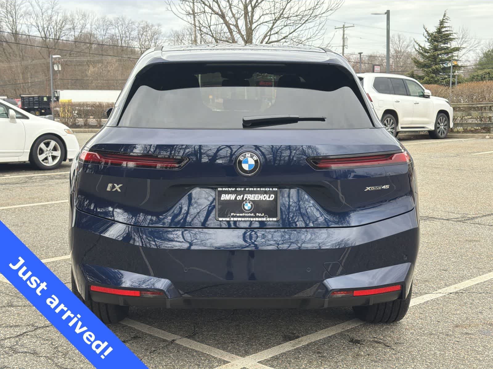 Thumbnail: 2026 BMW iX - 13