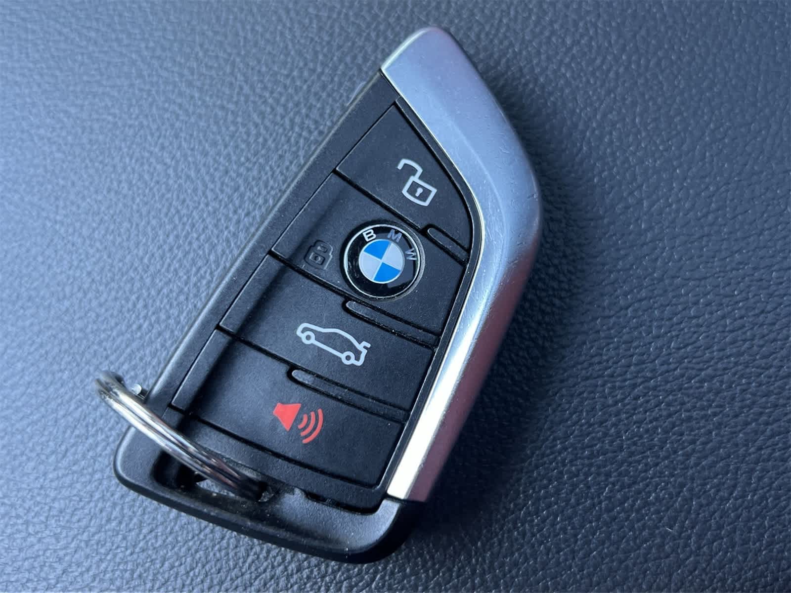 Thumbnail: 2023 BMW X4 - 28