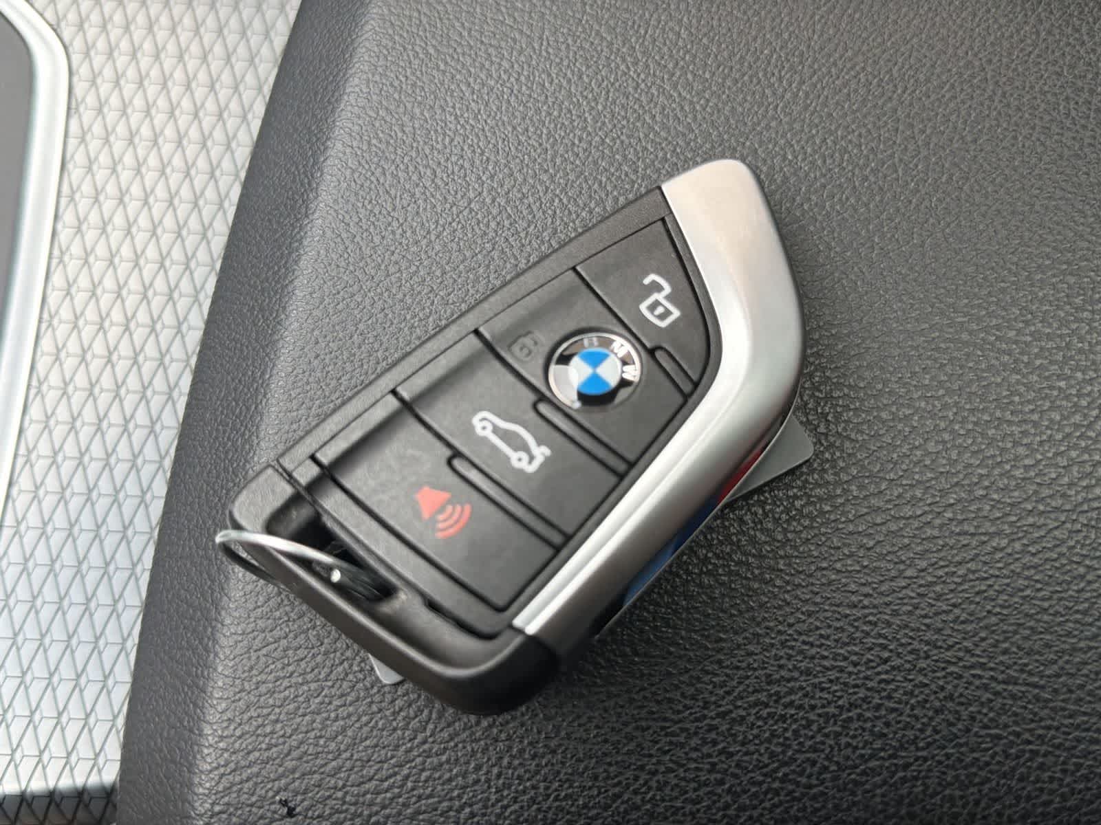 Thumbnail: 2023 BMW 3 Series - 28