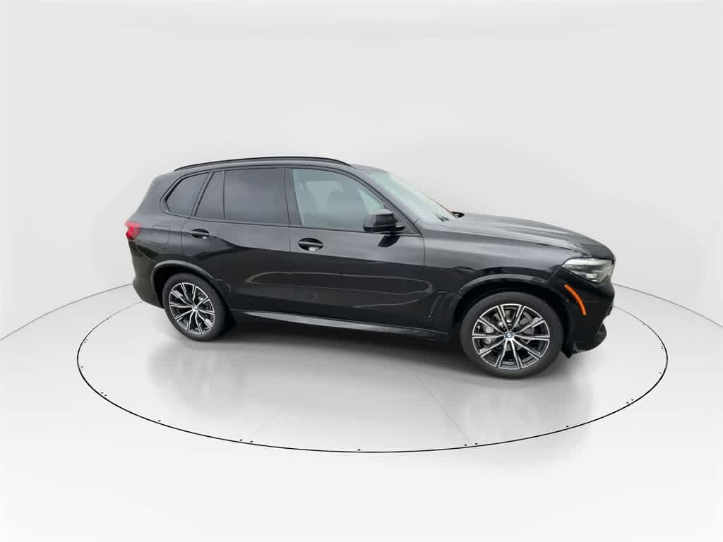 Used 2022 BMW X5 40i with VIN 5UXCR6C06N9L77421 for sale in Freehold, NJ