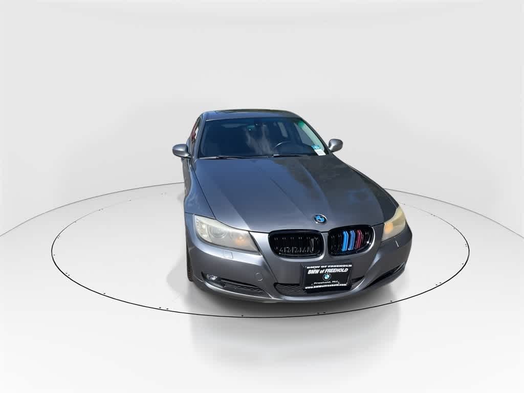 Thumbnail: 2011 BMW 3 Series - 3
