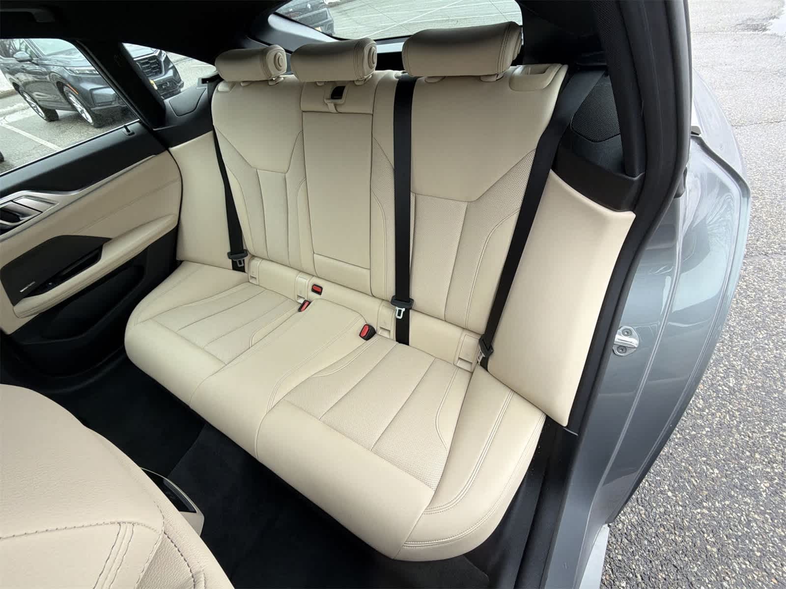 Thumbnail: 2023 BMW i4 - 21