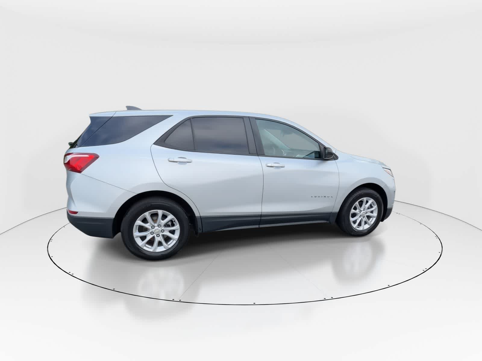 Thumbnail: 2020 Chevrolet Equinox - 8