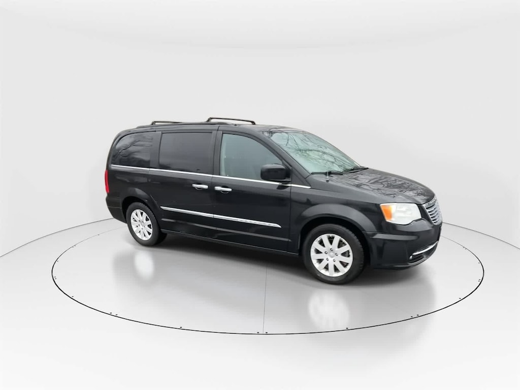 Used 2016 Chrysler Town & Country Touring Van LWB Passenger Van