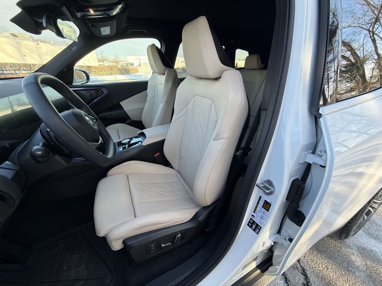 Thumbnail: 2025 BMW X3 - 19