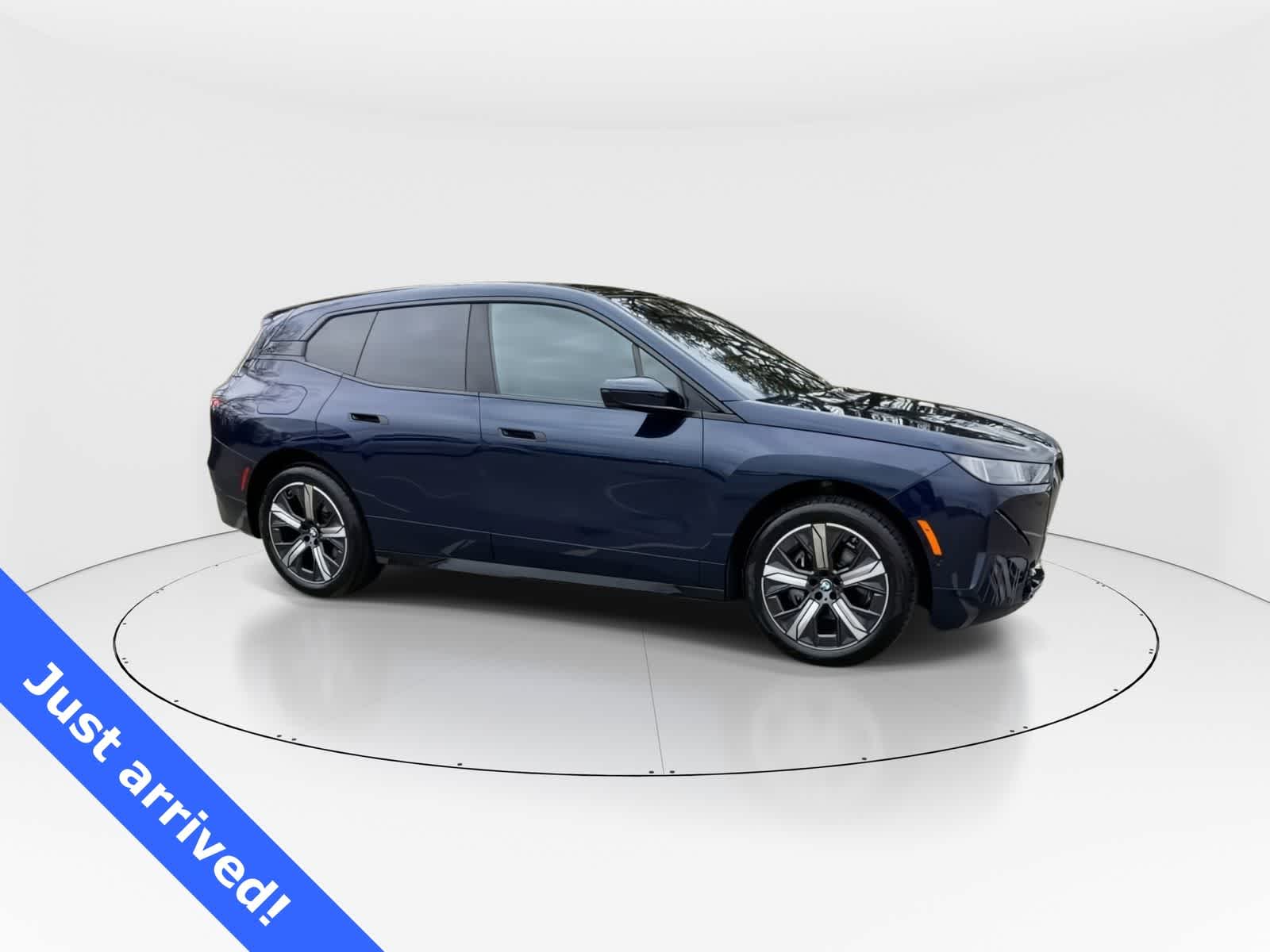 Thumbnail: 2026 BMW iX - 9