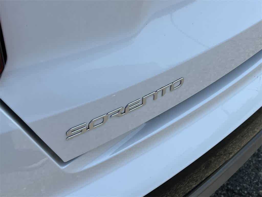 Thumbnail: 2023 Kia Sorento - 15