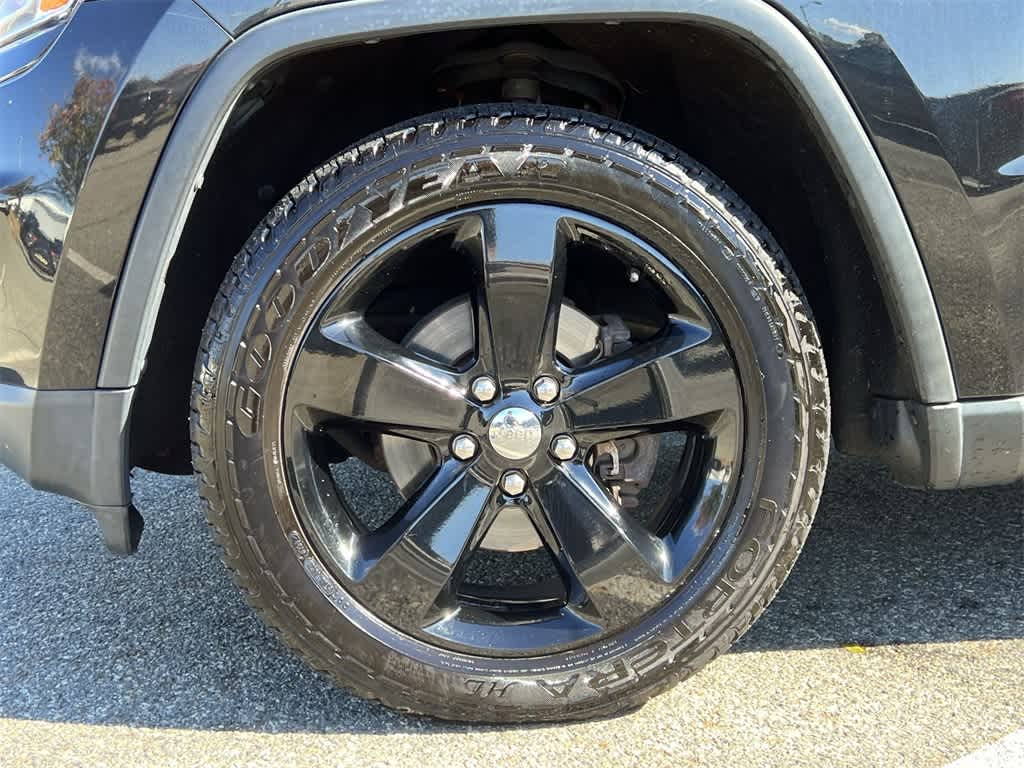 Thumbnail: 2014 Jeep Grand Cherokee - 16