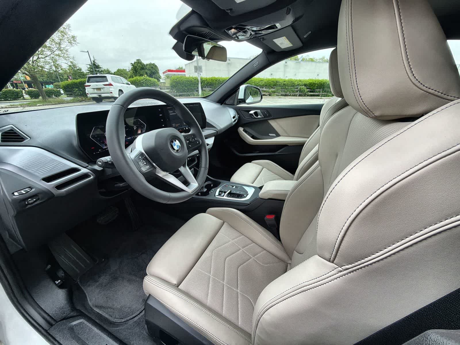 Thumbnail: 2025 BMW 2 Series - 10