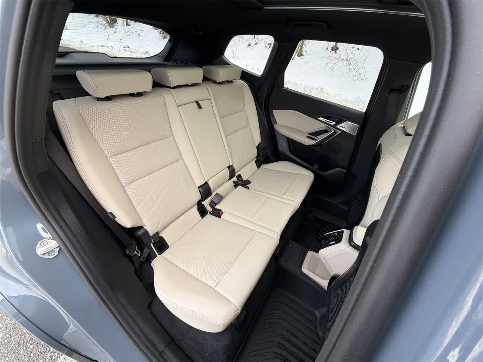 Thumbnail: 2023 BMW X1 - 21