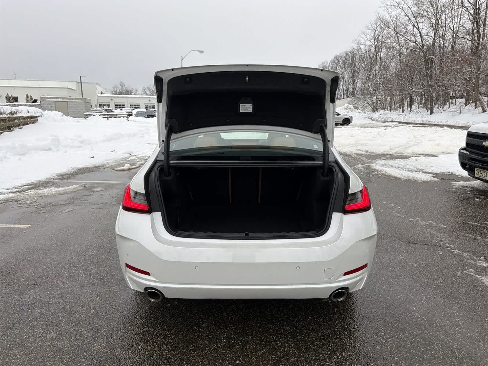 Thumbnail: 2023 BMW 3 Series - 27