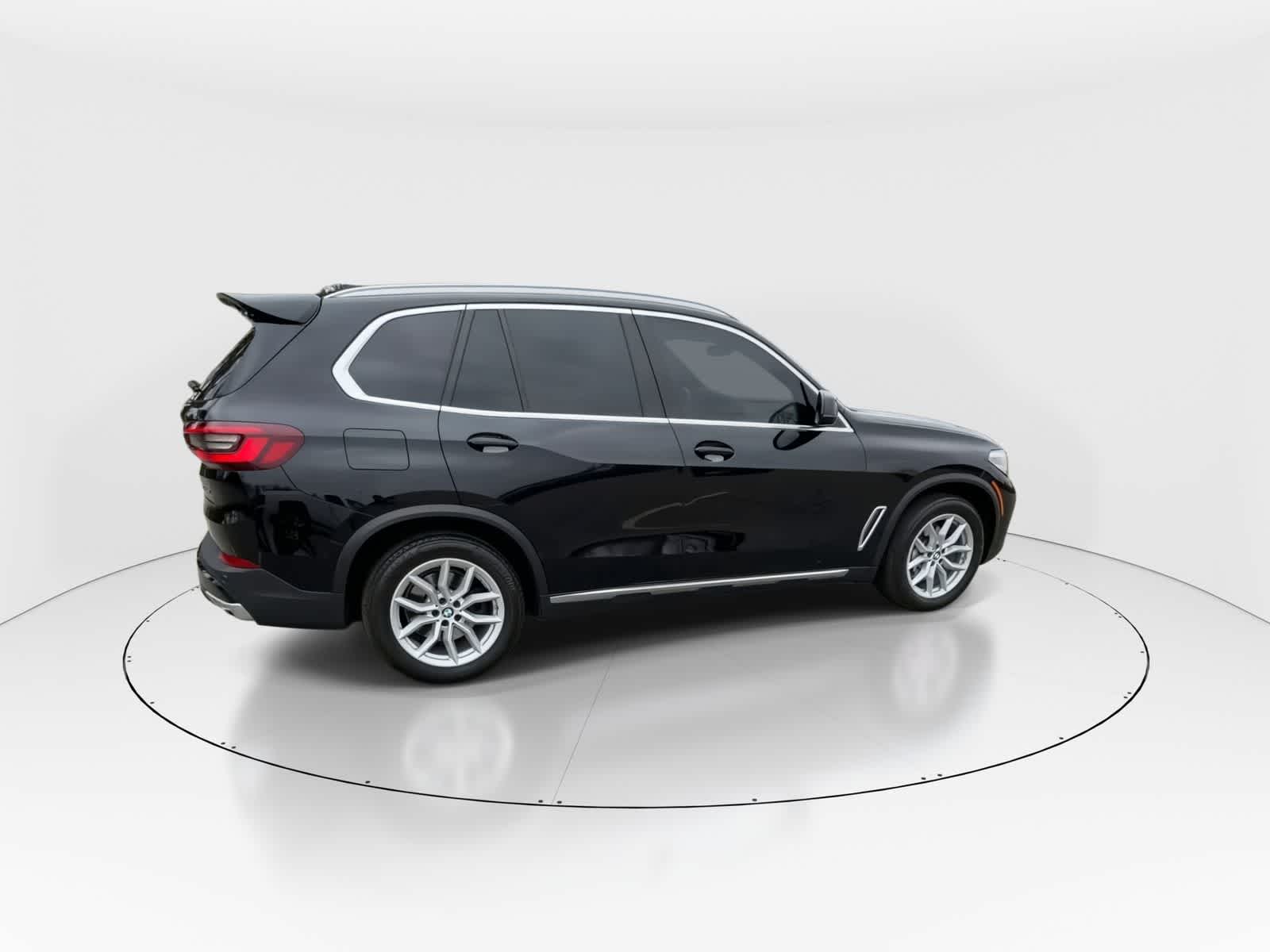 Thumbnail: 2023 BMW X5 - 8