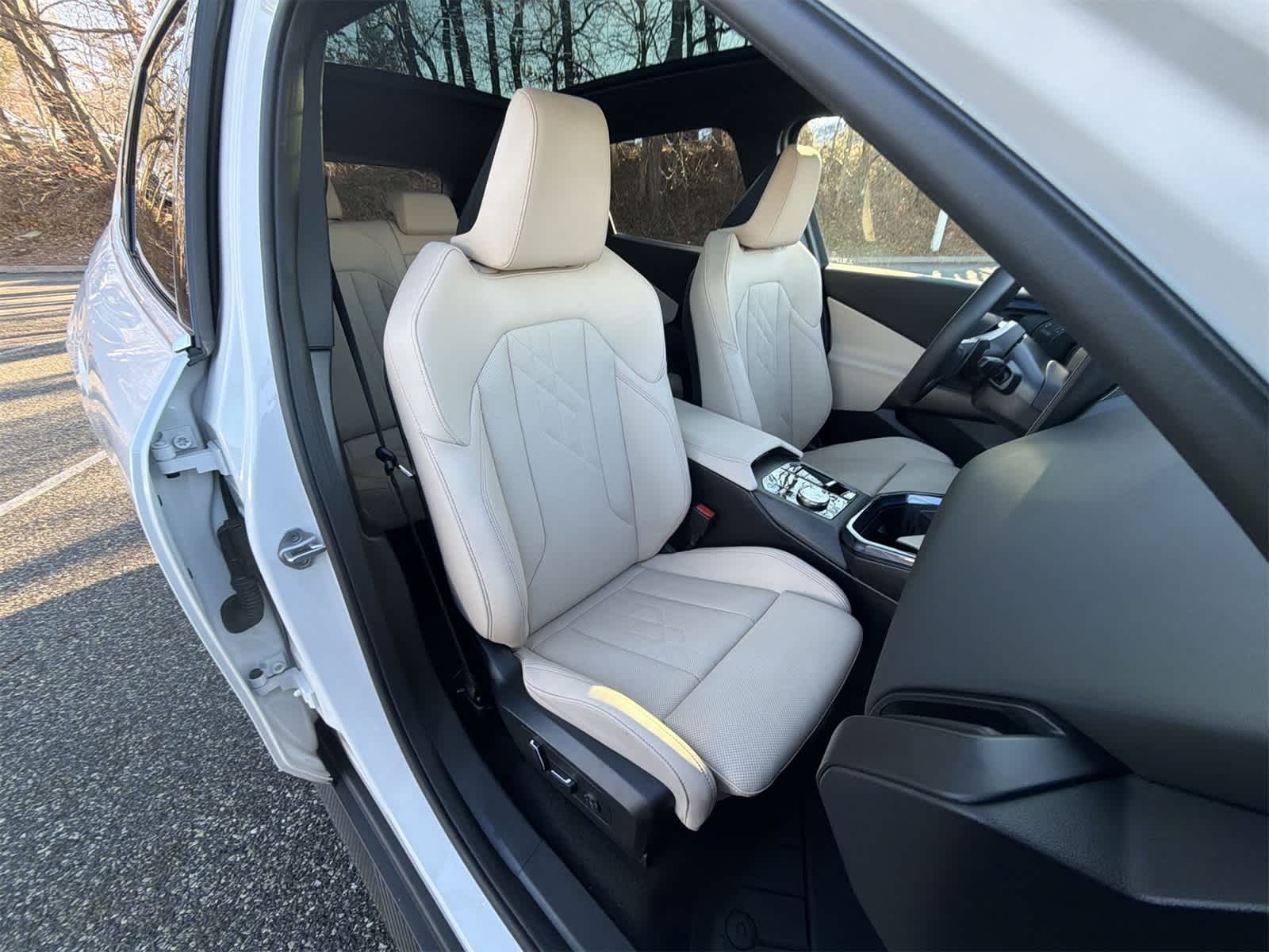 Thumbnail: 2025 BMW X3 - 22