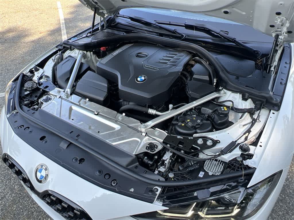 Thumbnail: 2023 BMW 4 Series - 17
