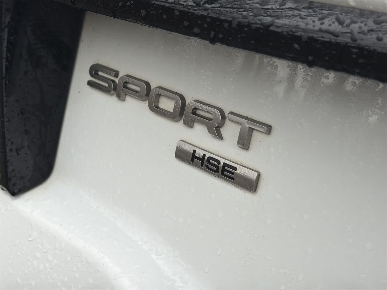 Thumbnail: 2018 Land Rover Discovery Sport - 15