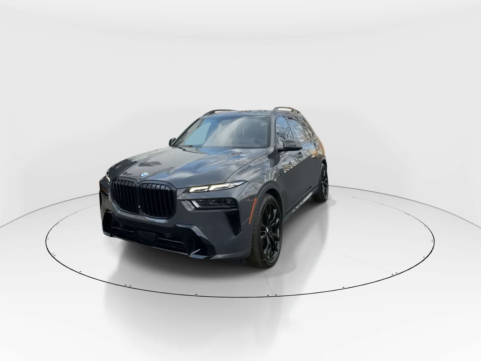 Thumbnail: 2024 BMW X7 - 3