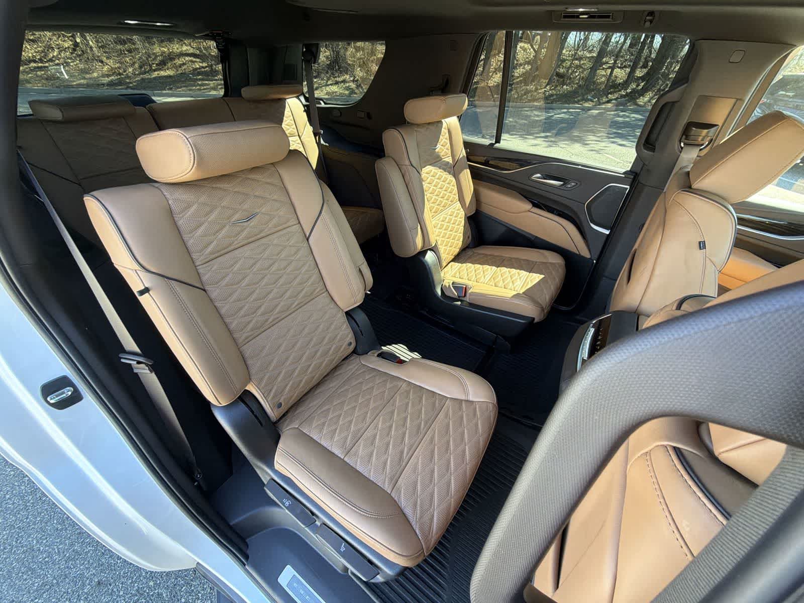 Thumbnail: 2024 Cadillac Escalade - 21