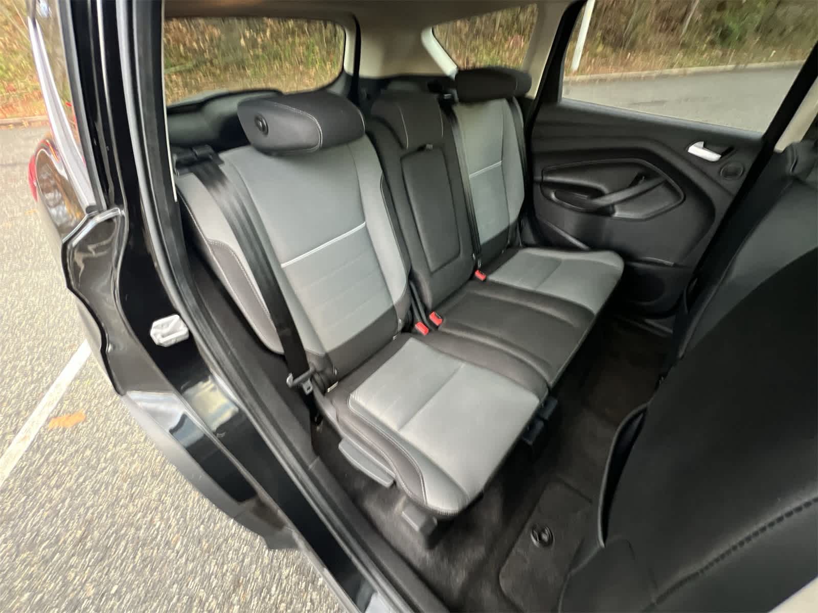 Thumbnail: 2014 Ford Escape - 21