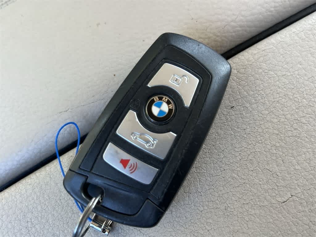 Thumbnail: 2013 BMW 5 Series - 28