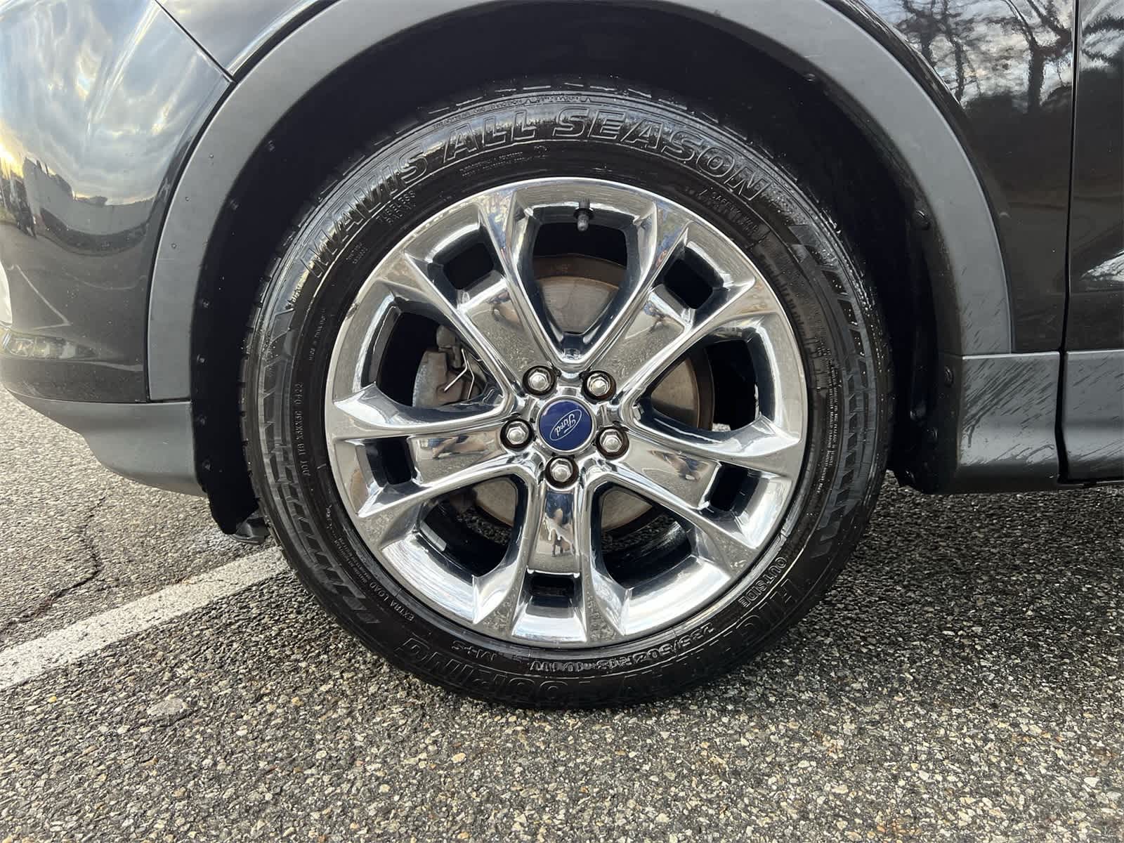 Thumbnail: 2014 Ford Escape - 16