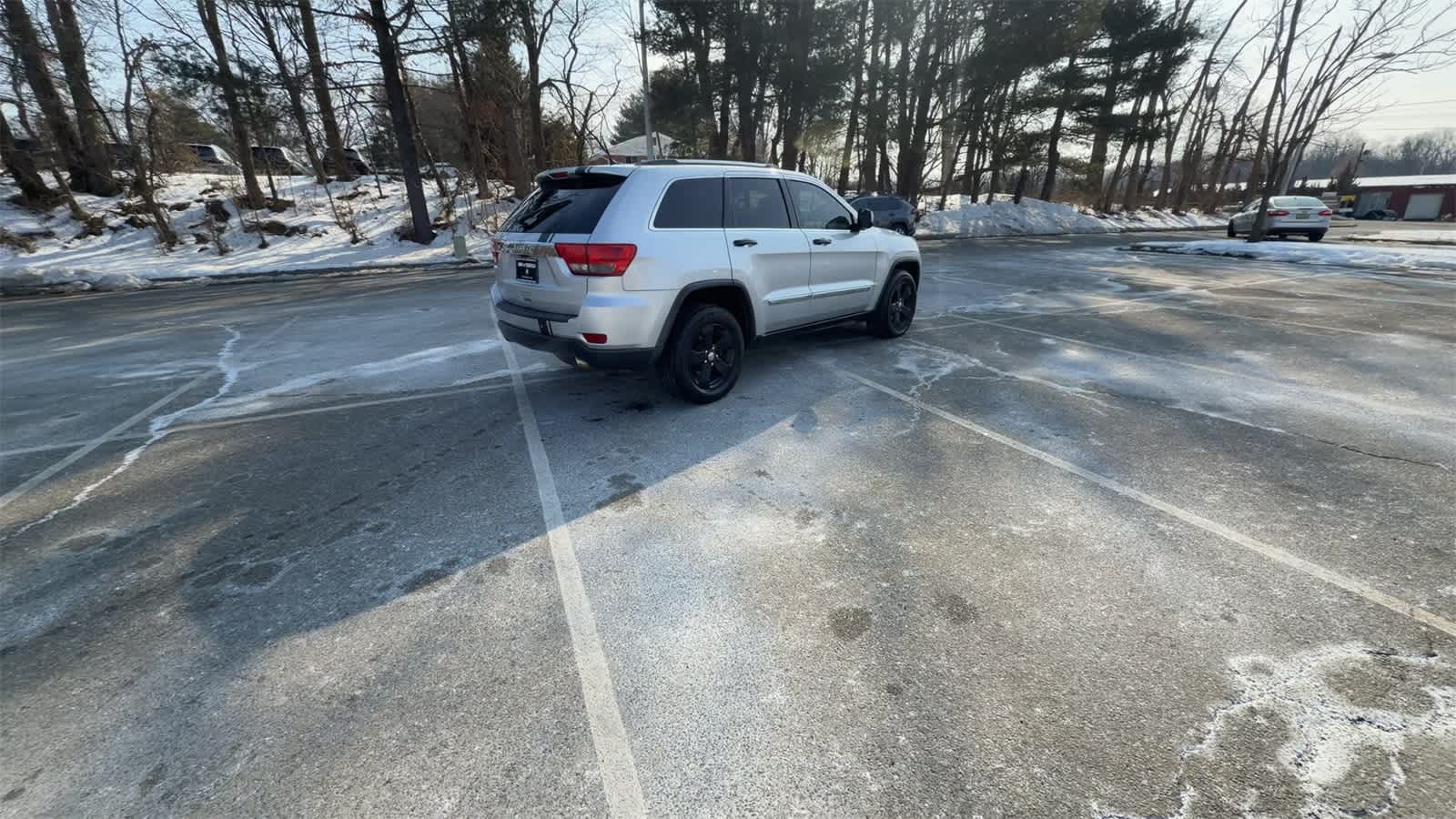 Thumbnail: 2013 Jeep Grand Cherokee - 9