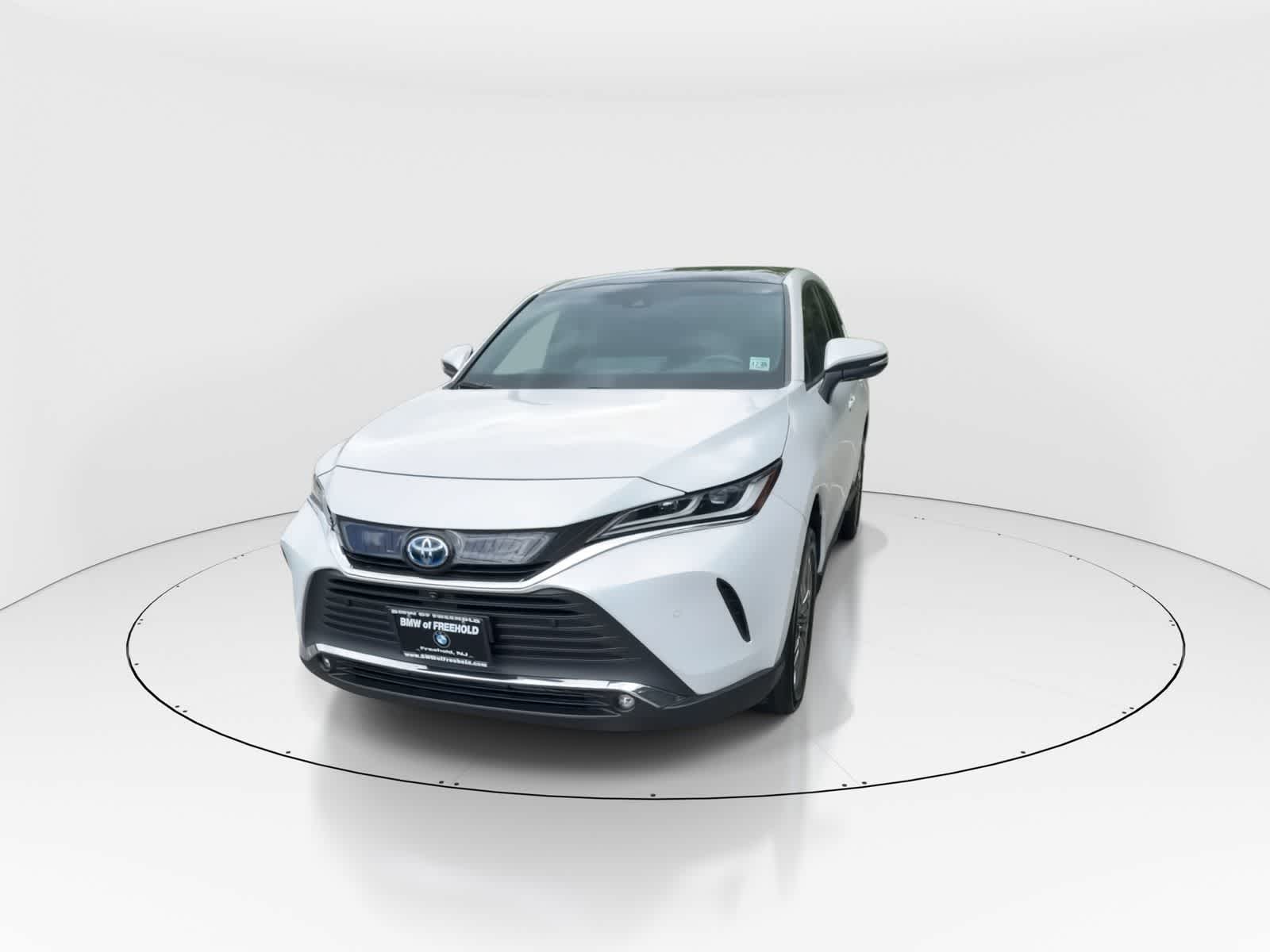 Thumbnail: 2023 Toyota Venza - 3
