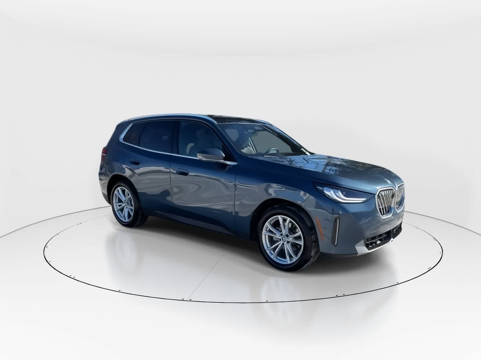 Thumbnail: 2025 BMW X3 - 3