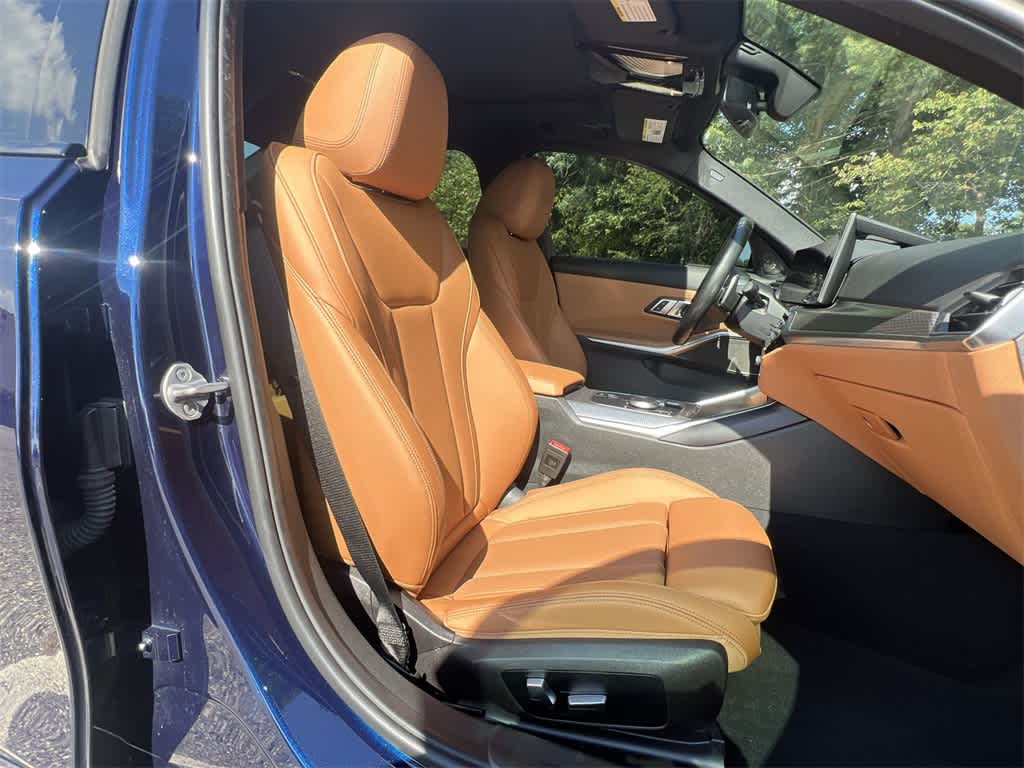 Thumbnail: 2023 BMW 3 Series - 22