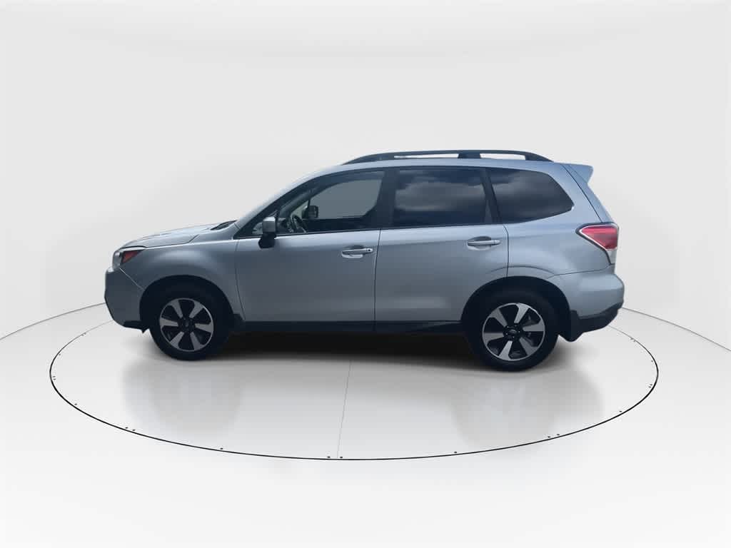 Thumbnail: 2017 Subaru Forester - 5