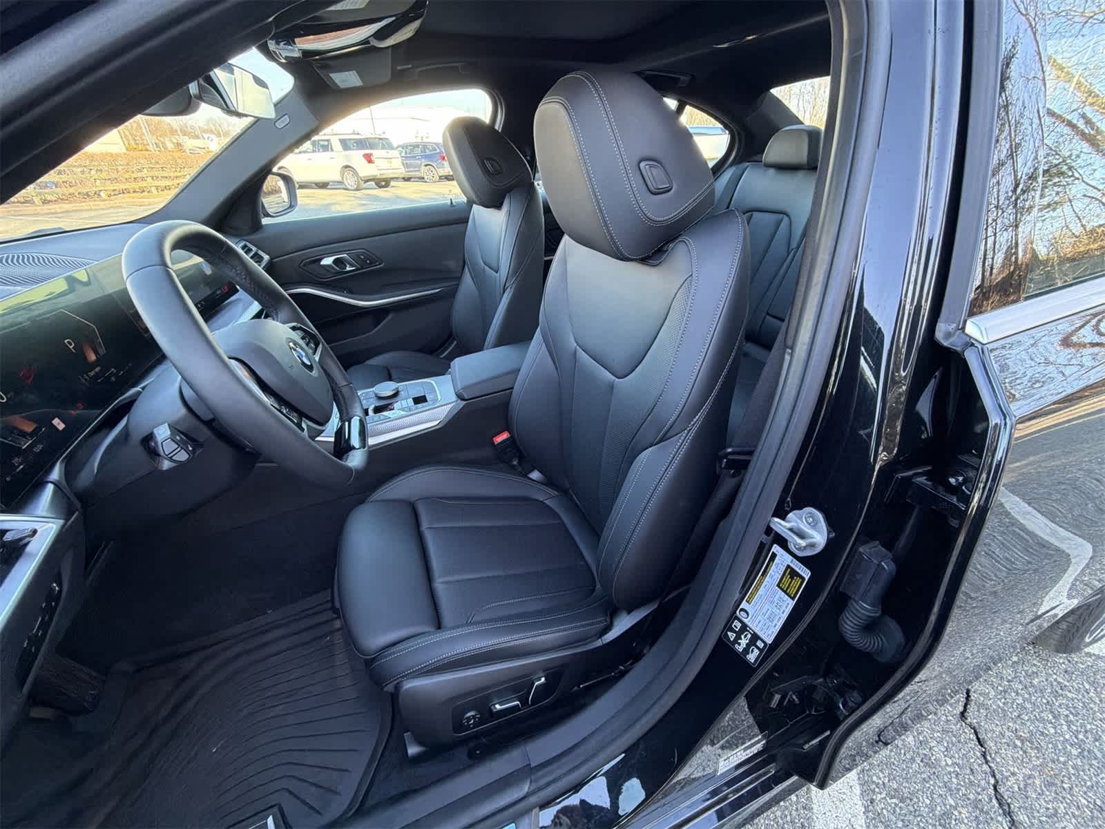 Thumbnail: 2025 BMW 3 Series - 19