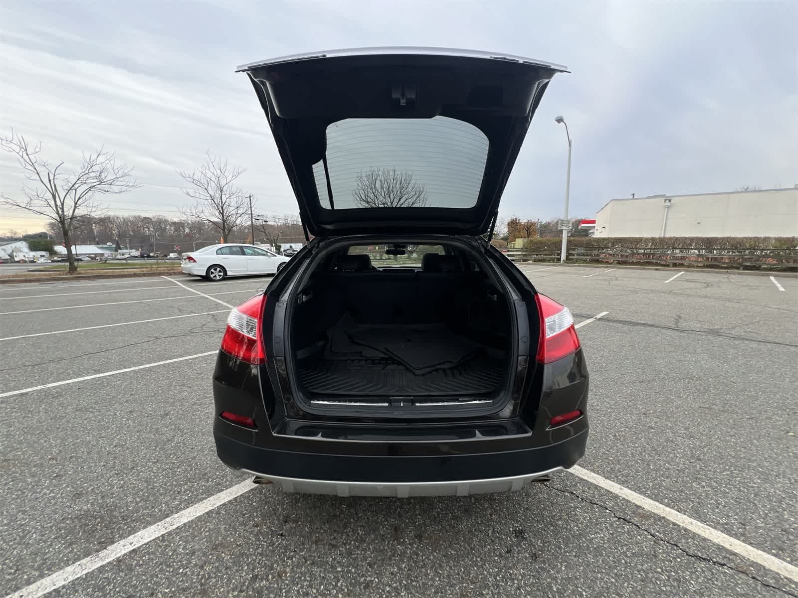 Thumbnail: 2013 Honda Crosstour - 27