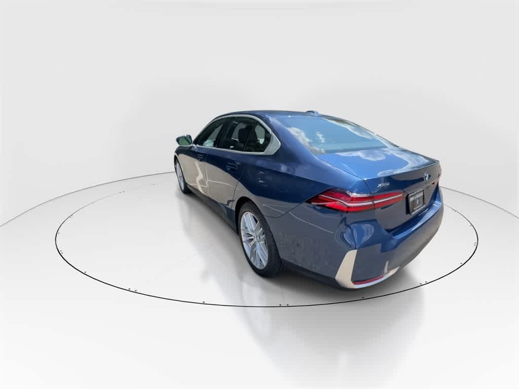 Thumbnail: 2025 BMW 5 Series - 6