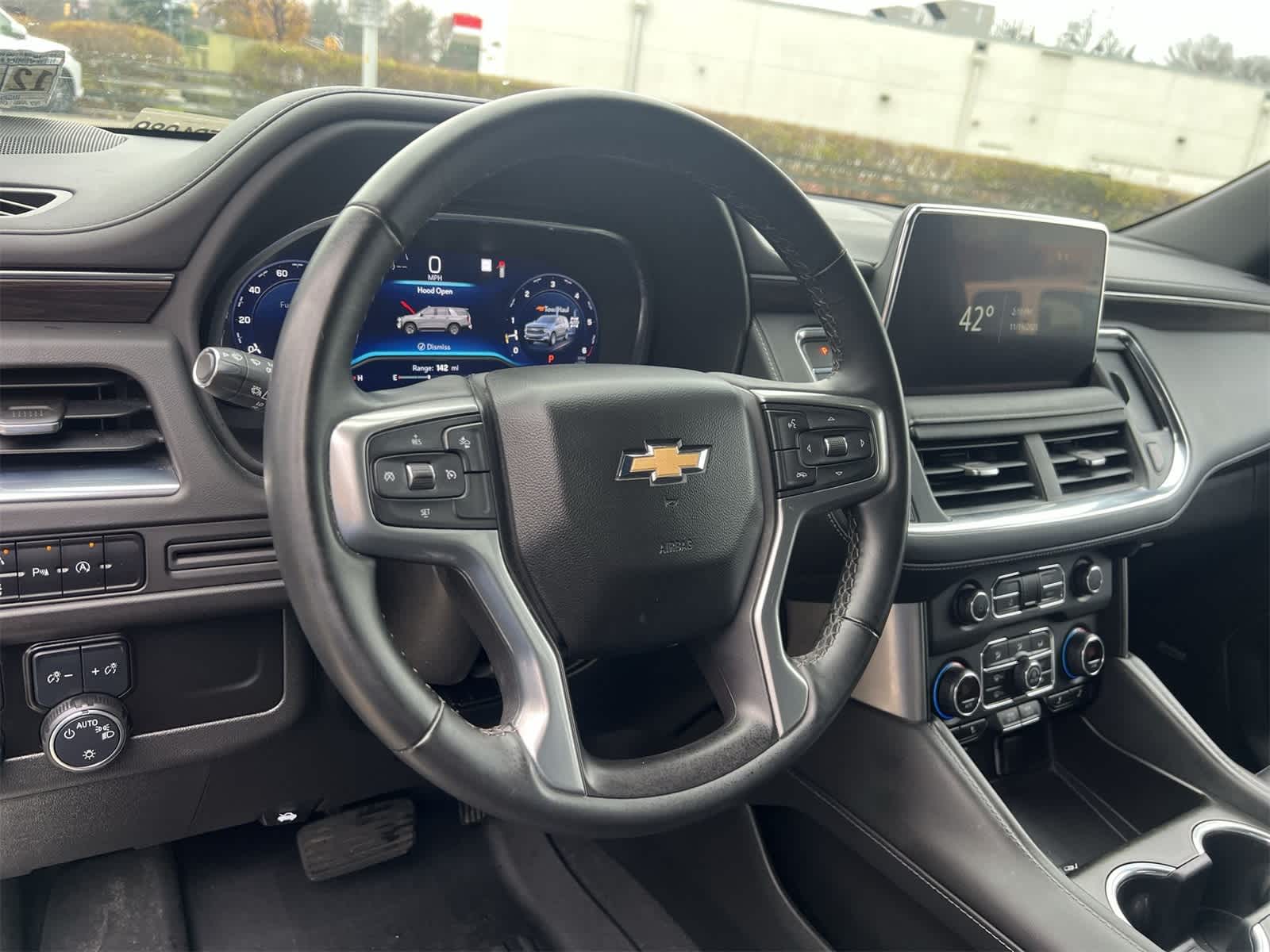 Thumbnail: 2023 Chevrolet Tahoe - 23