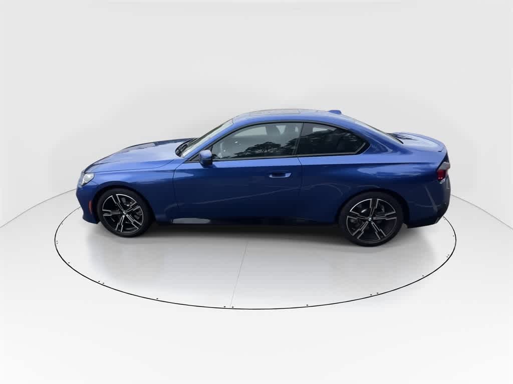 2024 Bmw 230i photo 2