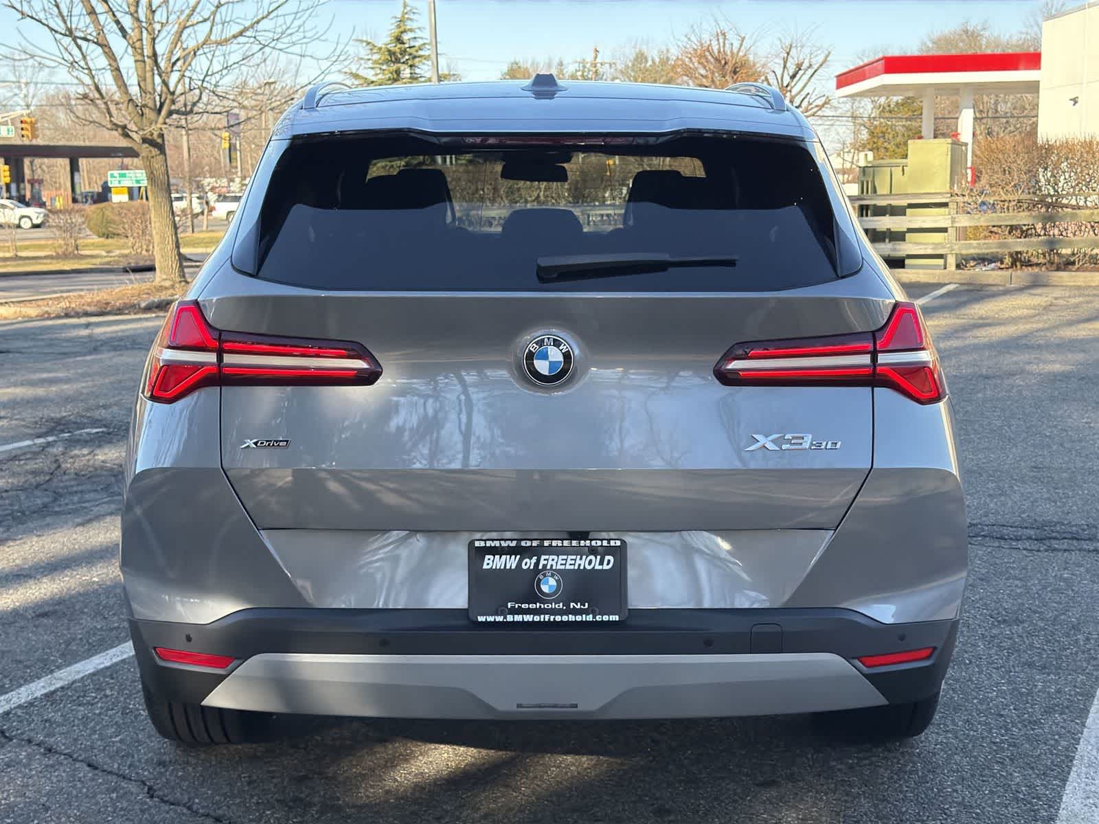 Thumbnail: 2025 BMW X3 - 13