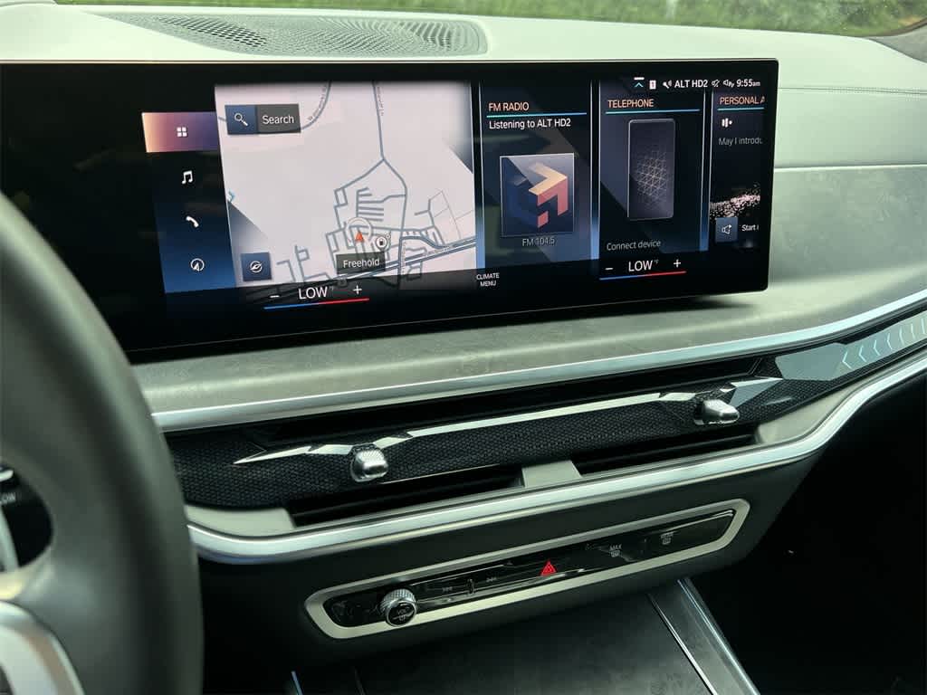 Thumbnail: 2023 BMW X7 - 24