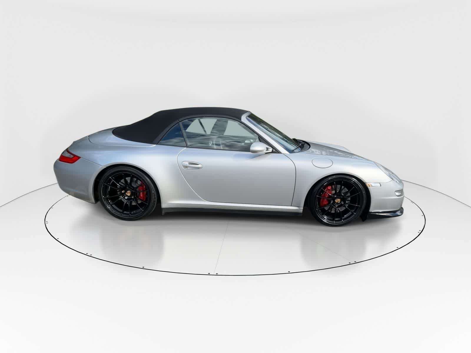 Thumbnail: 2006 Porsche 911 - 5