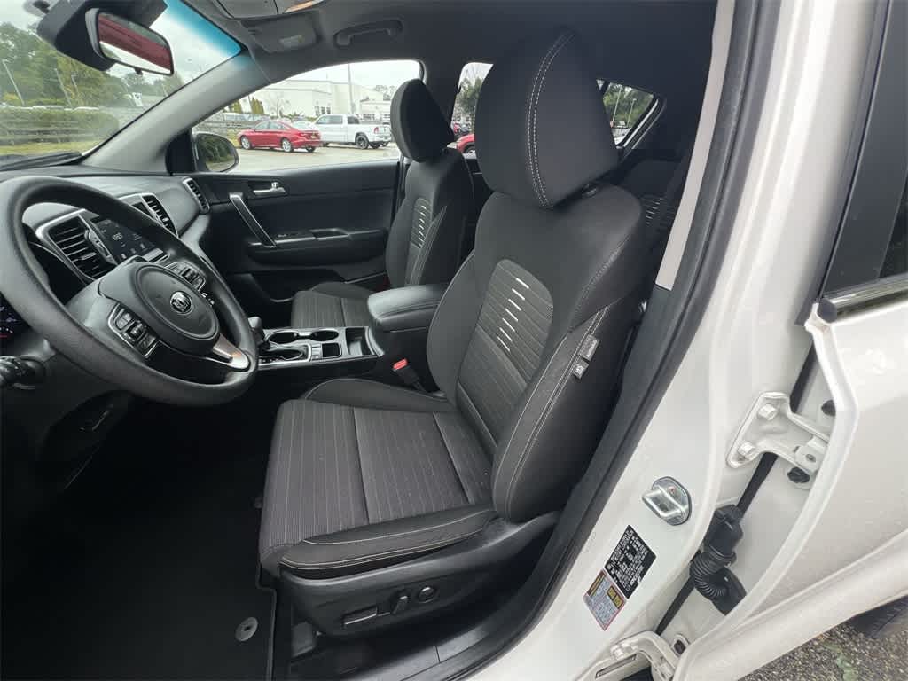 Thumbnail: 2018 Kia Sportage - 19