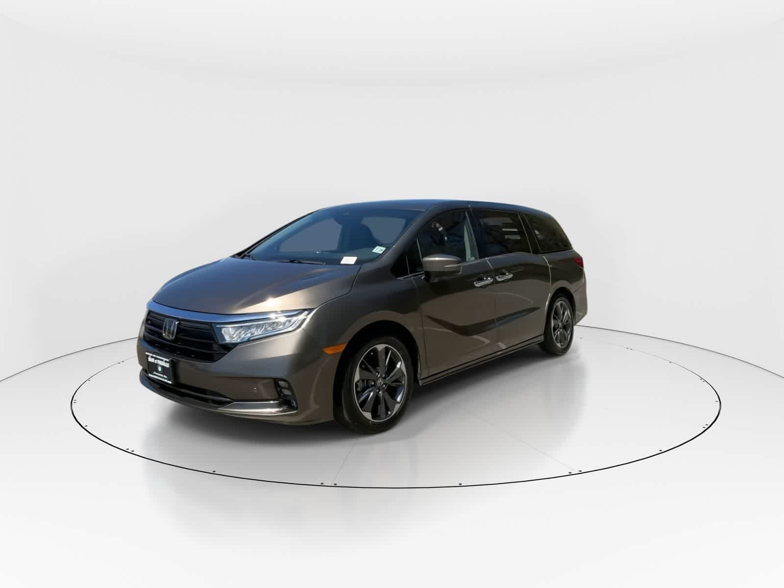 Thumbnail: 2023 Honda Odyssey - 4