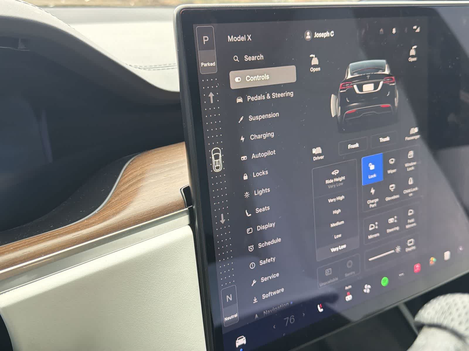 Thumbnail: 2023 Tesla Model X - 25