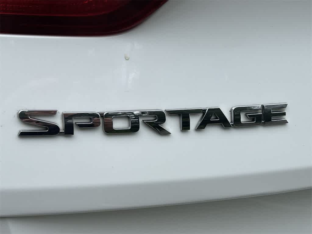 Thumbnail: 2018 Kia Sportage - 15
