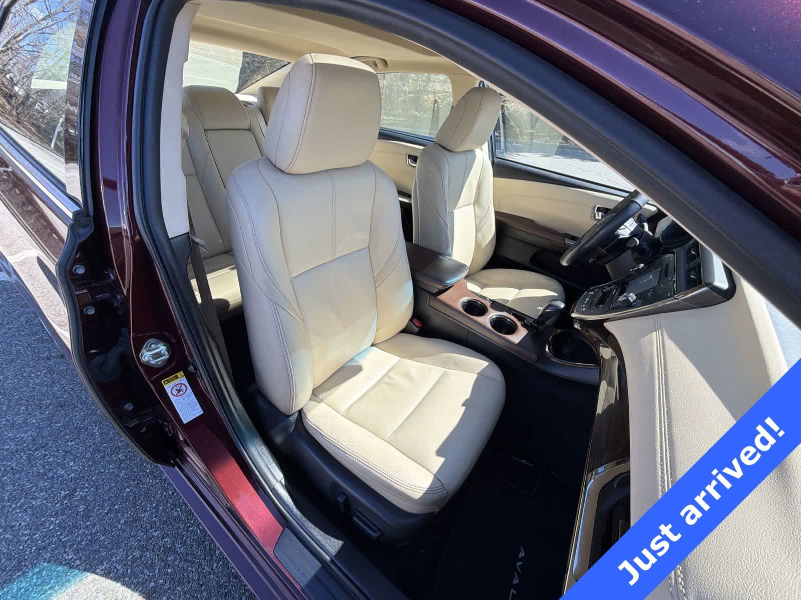 Thumbnail: 2015 Toyota Avalon - 22