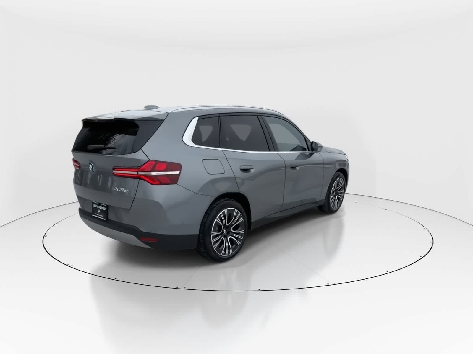 Thumbnail: 2025 BMW X3 - 9