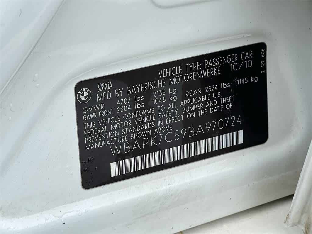 Thumbnail: 2011 BMW 3 Series - 29