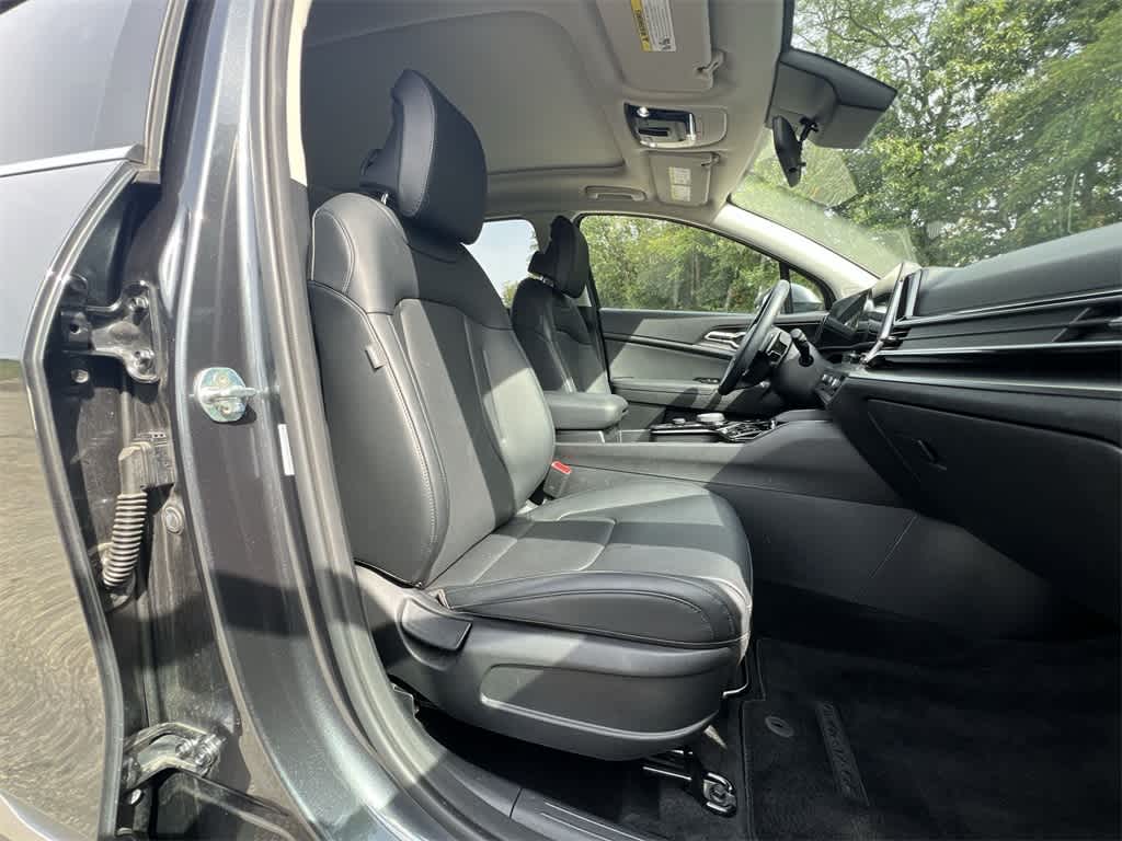 Thumbnail: 2023 Kia Sportage - 22