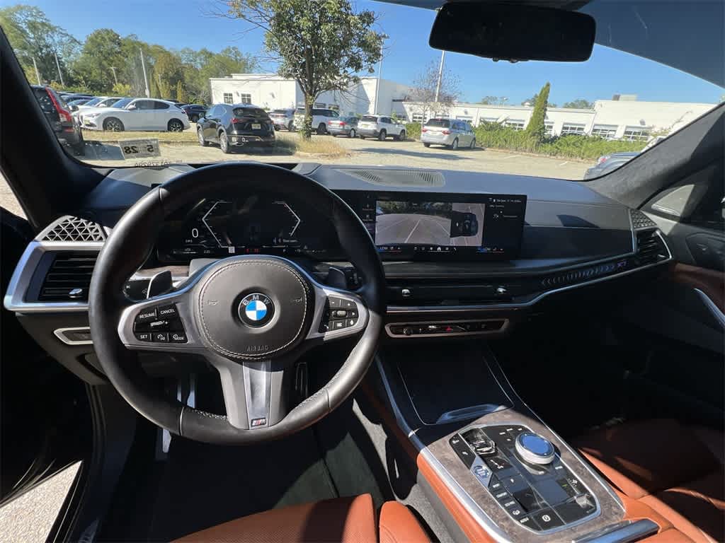Thumbnail: 2024 BMW X7 - 18
