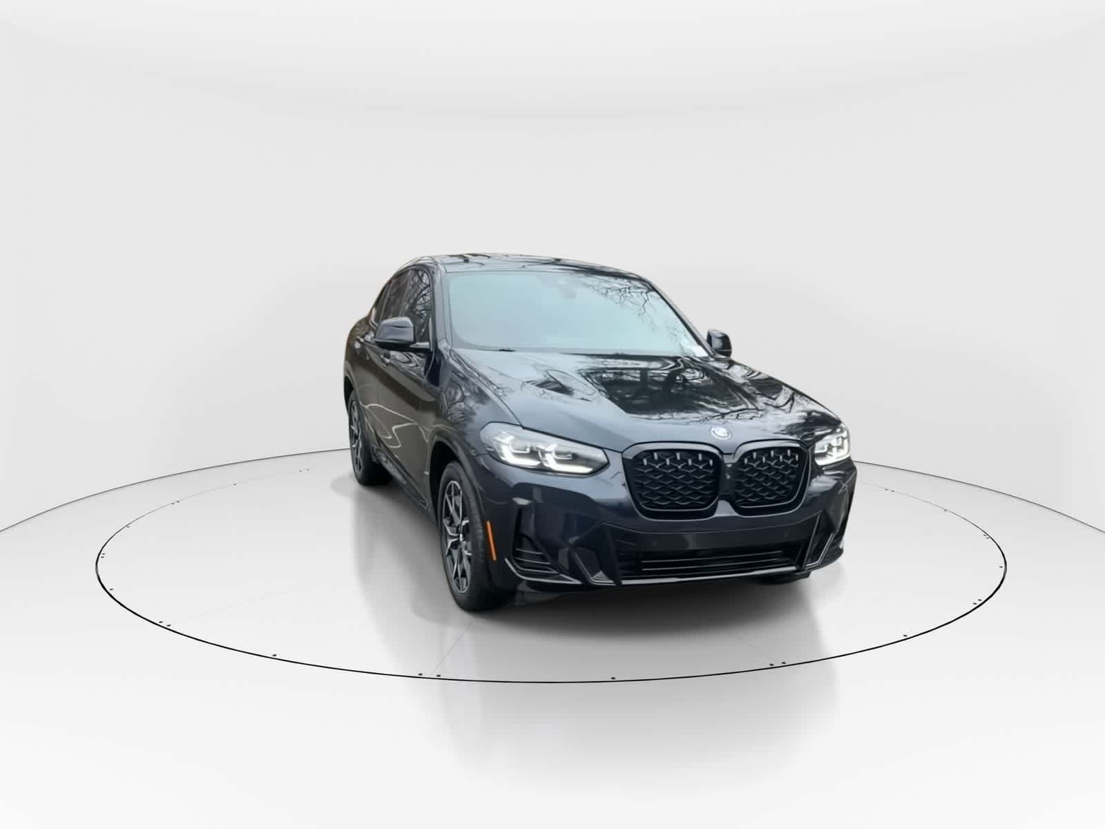 Thumbnail: 2023 BMW X4 - 2