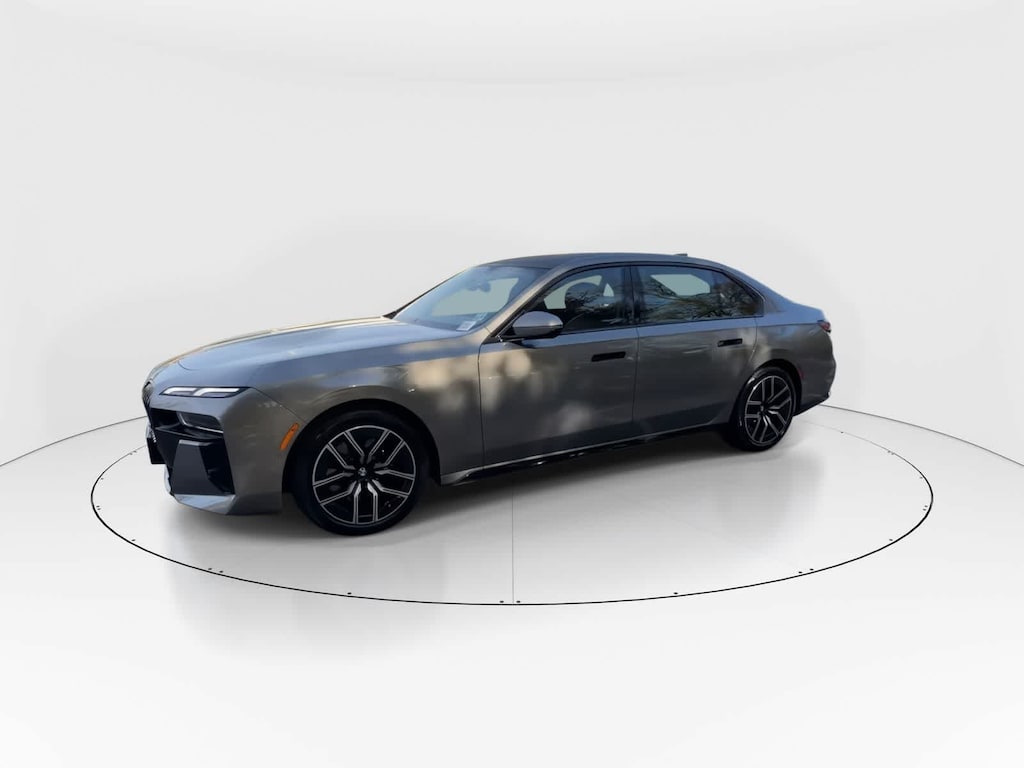 Used 2025 BMW 760i xDrive Sedan