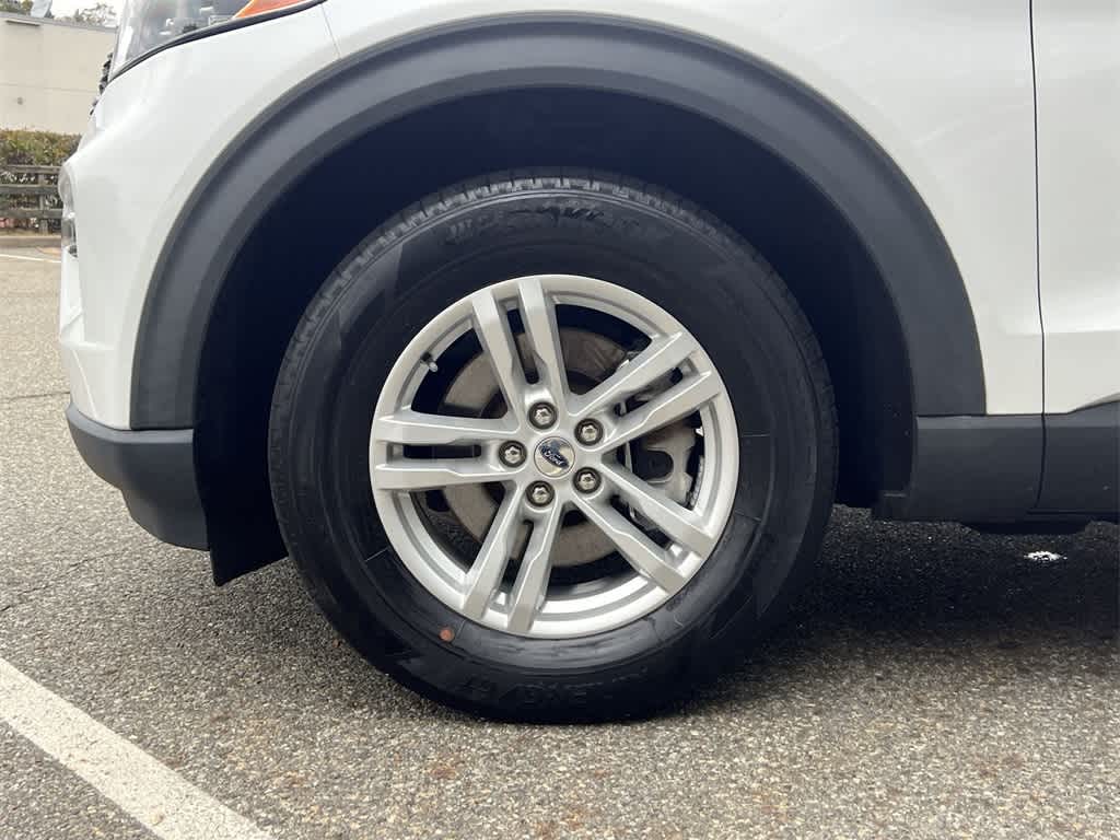 Thumbnail: 2021 Ford Explorer - 16