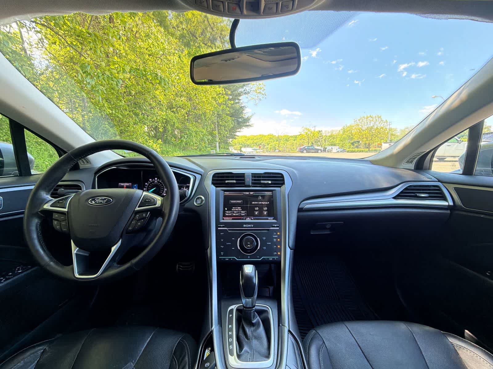Thumbnail: 2013 Ford Fusion - 18